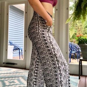 Patterned Flowy Pants